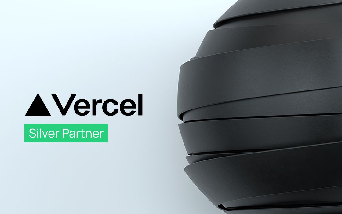 Vercel-Logo mit der Aufschrift „Silver Partner“ auf einem grünen Etikett, daneben eine Nahaufnahme eines schwarzen, geschichteten kugelförmigen Objekts.